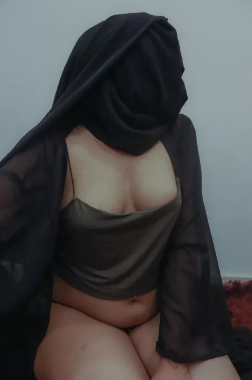 i've been having virtual affairs with guys from grindr