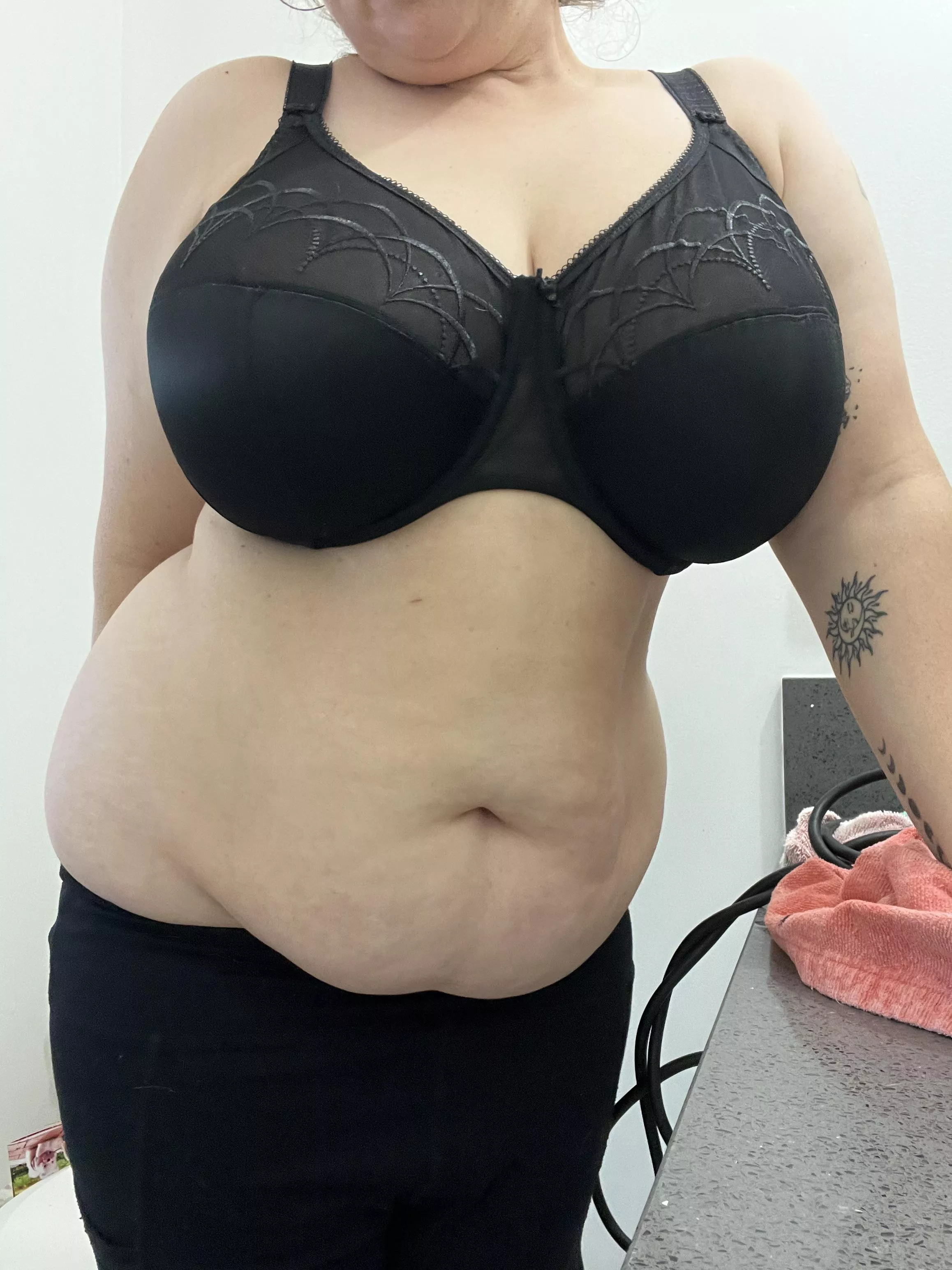 I’ve got curves for days 