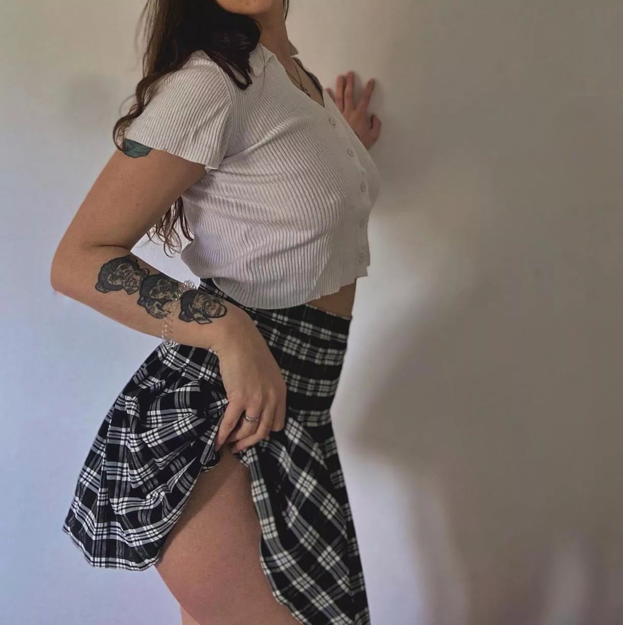 Je suis en noir et blanc mais je t'en ferais voir des couleurs.