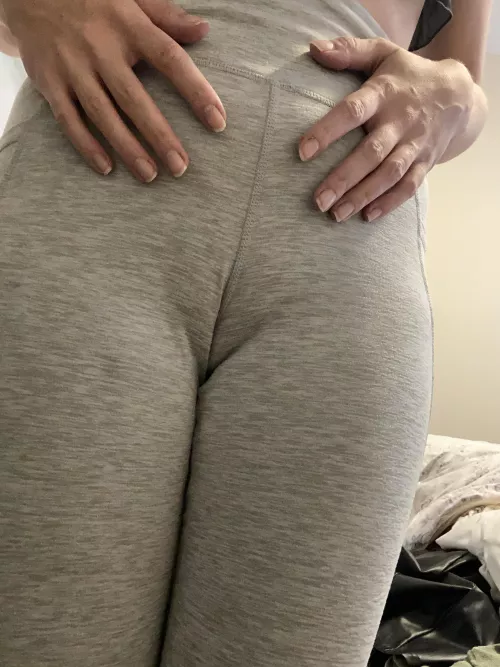 Kiss my lips over my yoga pants