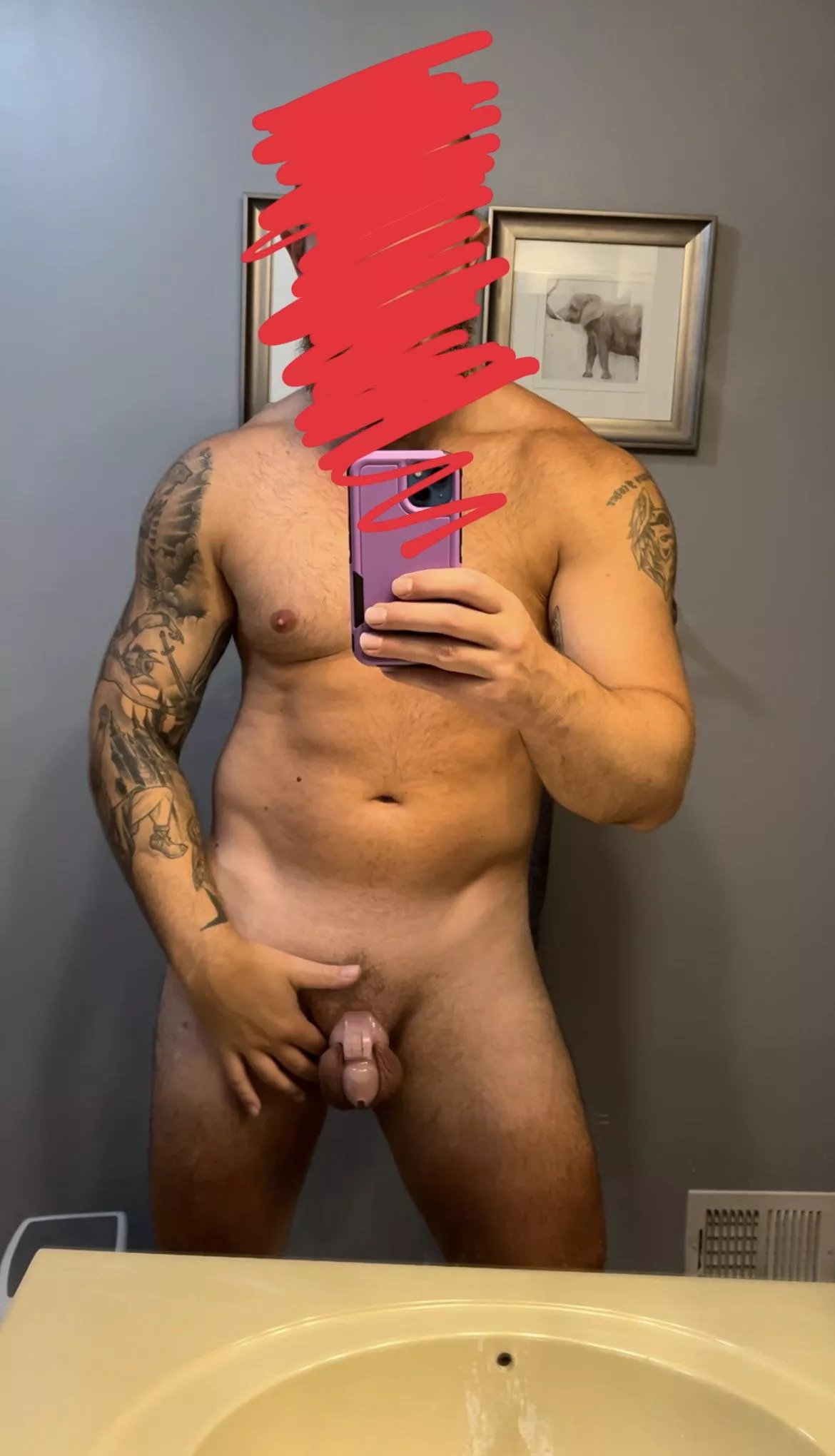 Locktober Day 9! Lift them weights & stay locked!