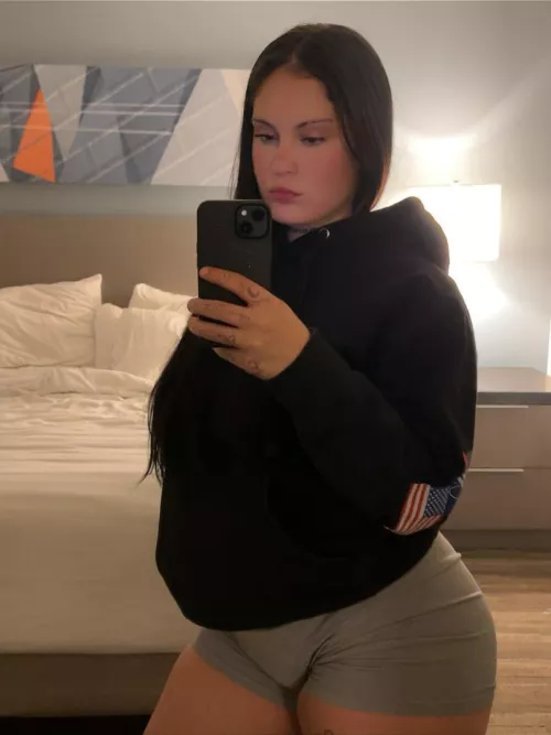 Looking to be spoiled tonight and used who is free