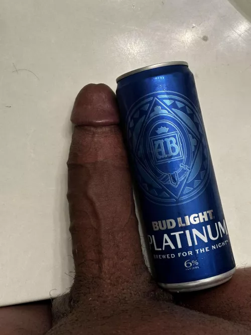 M4f/ m4mf happy Saturday drinks are on the house 