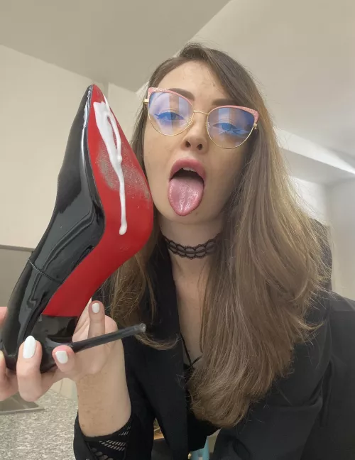 My boyfriend had sex with me and got so turned on by my new stiletto heels that he cum all over them. I saved this for you, it's still warm