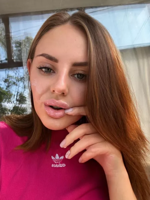 My face makes a good cum rag