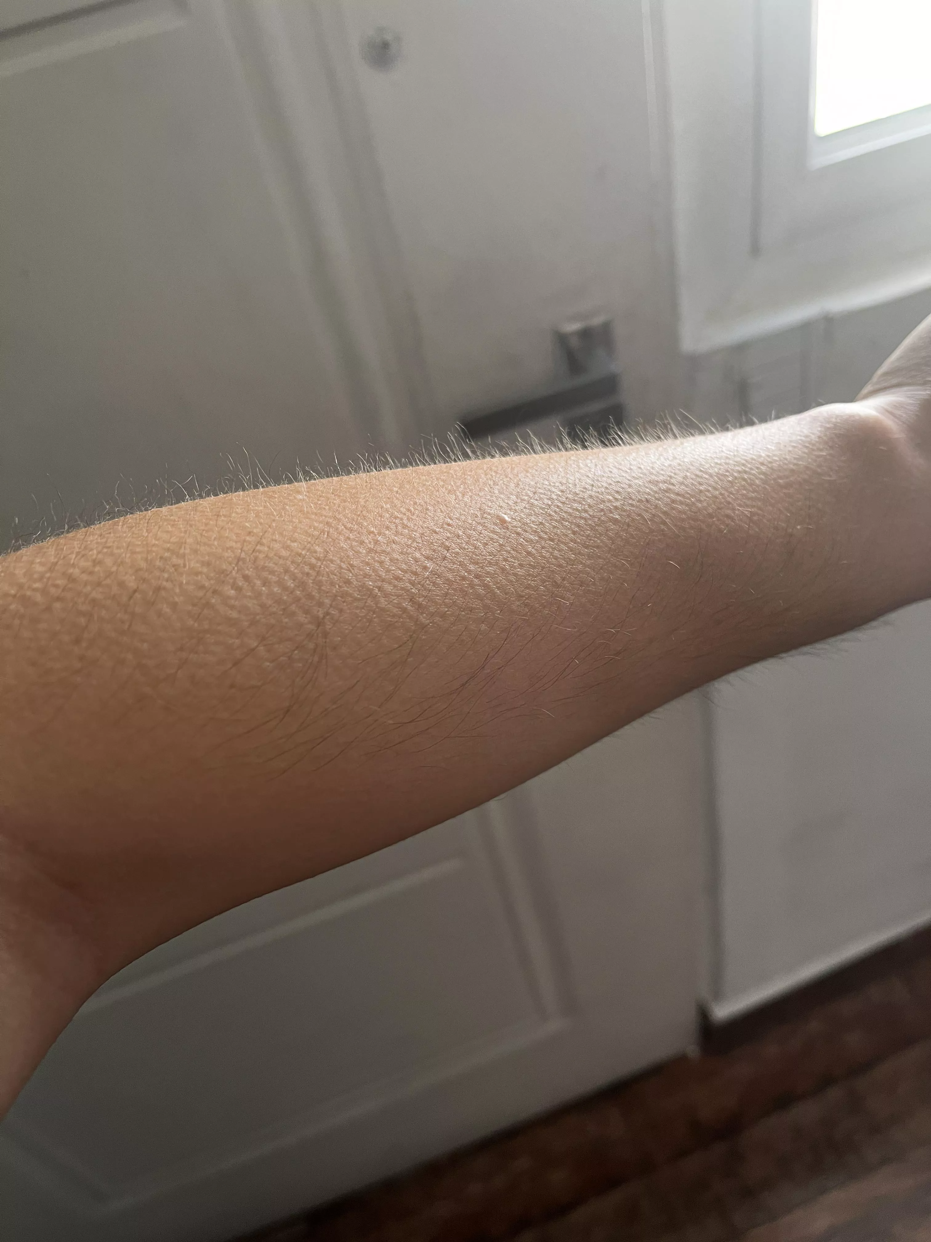 My hairy [arms] are here for u baby, dont make me wait