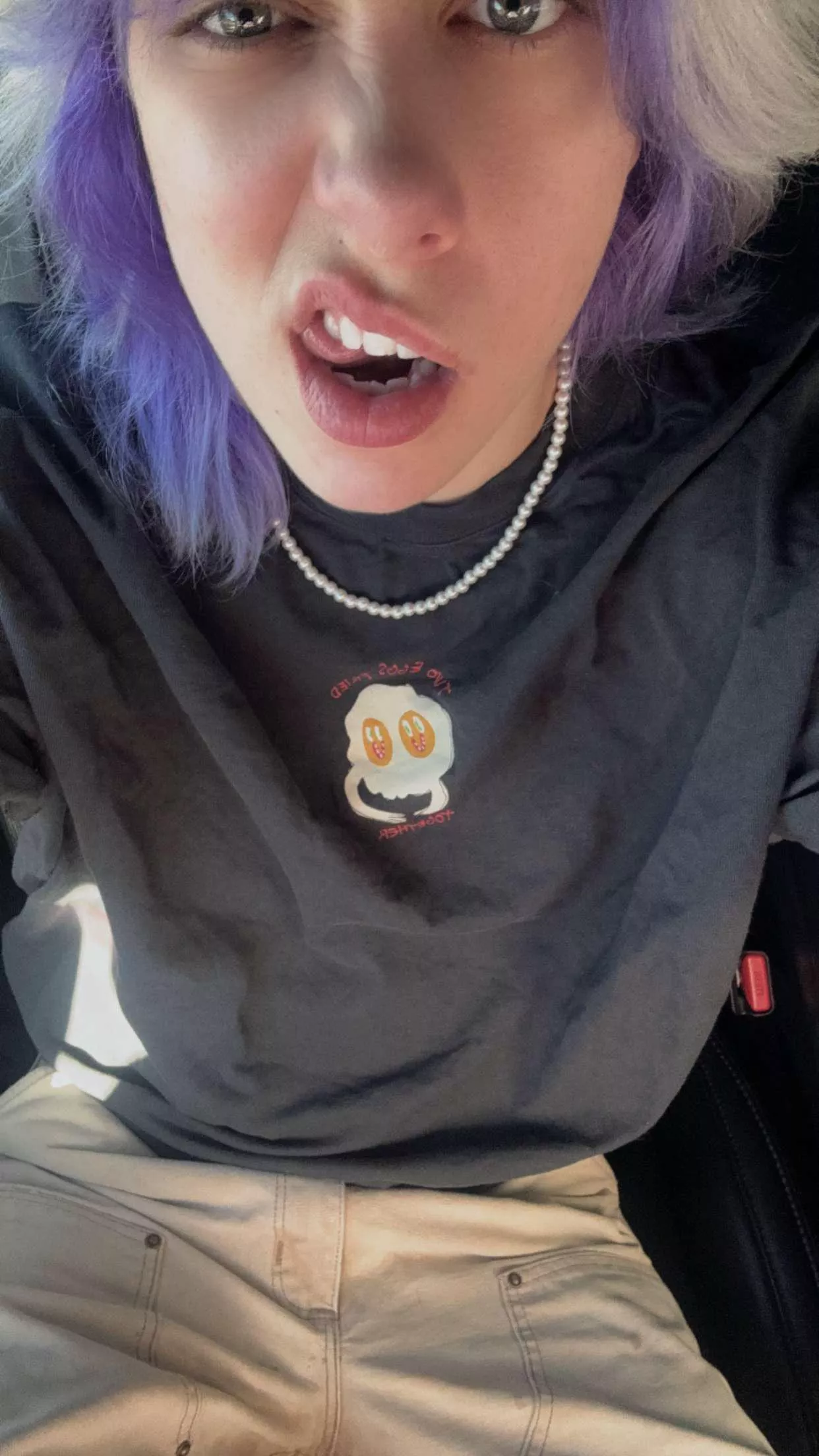 my Reddit dms are crazy guys, I guess its been a minute since ive been here fr