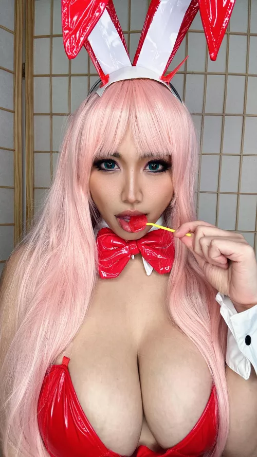 My Zero Two cosplay (aria)