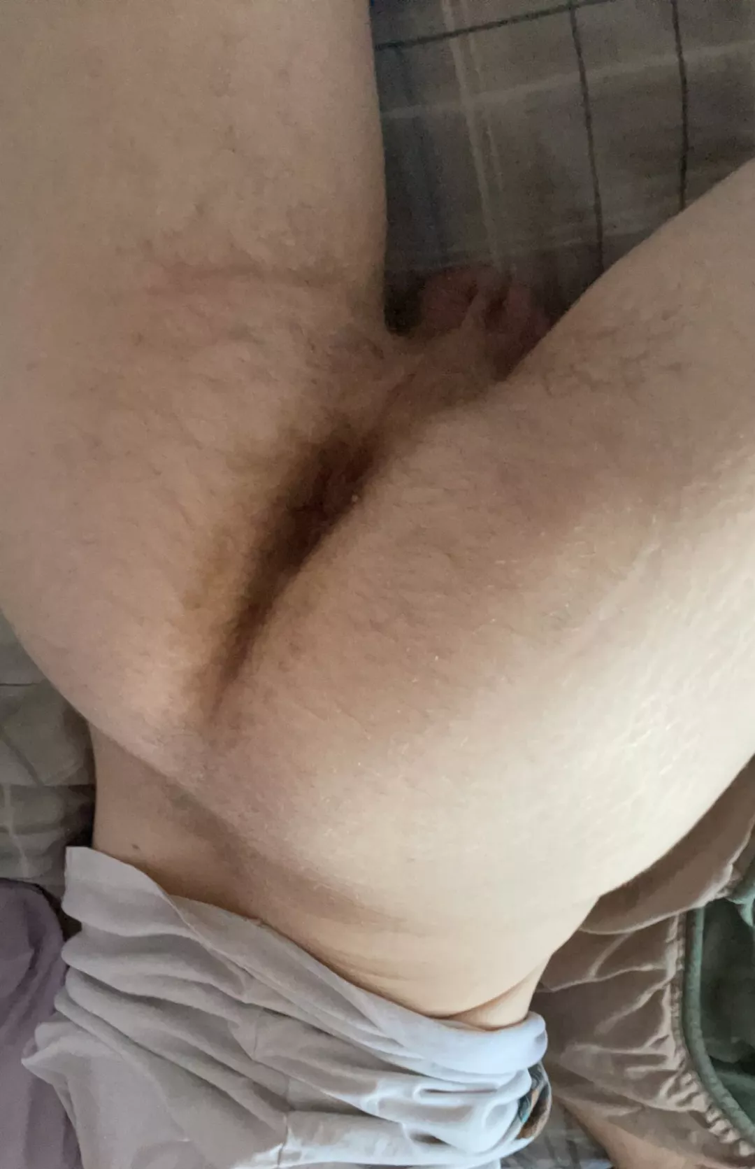 Needs a face or cock in it 