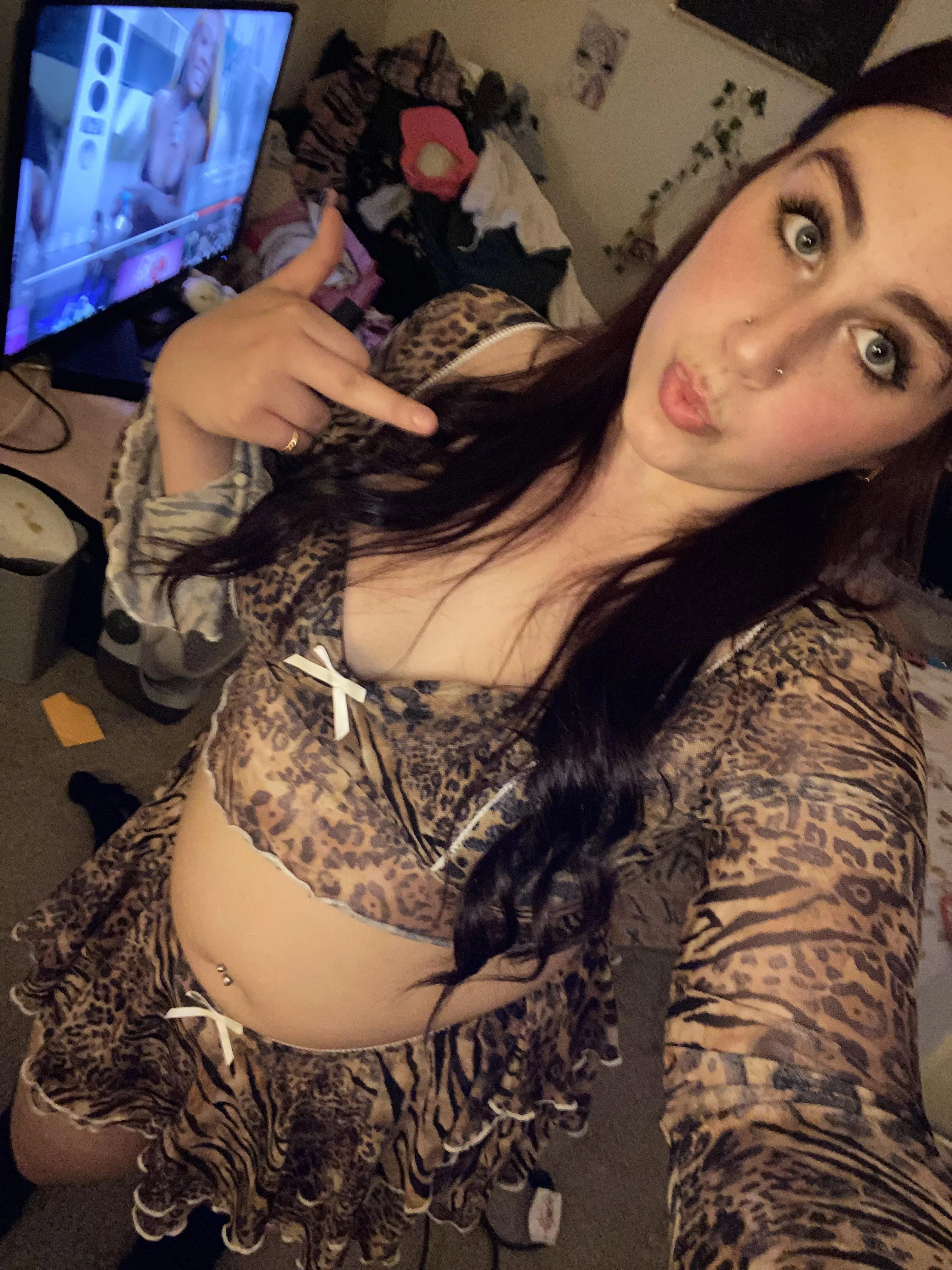 oink oink piggies💋time to pay your dues and spoil me 