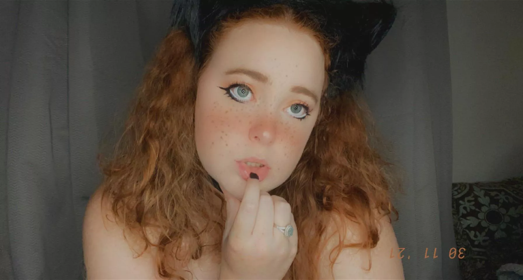 [P2P] Daddy? 🥺❤️ pics, vids, sexting, GFE, dropbox(3,300+ items), panties, premium, OF, etc. KlK: ctrlr / SC: bunnybabesred