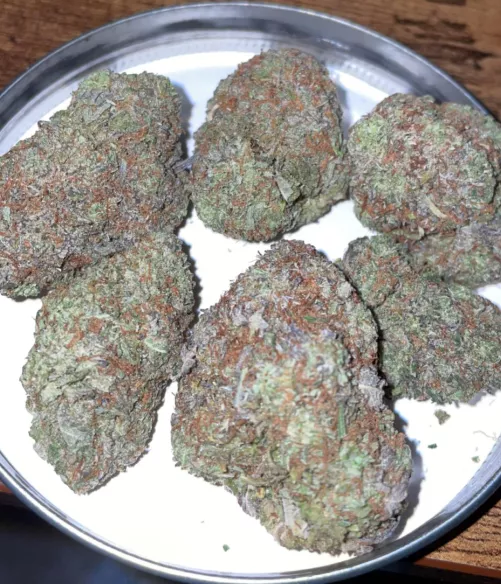 Platinum Kush (indoor mid grade)