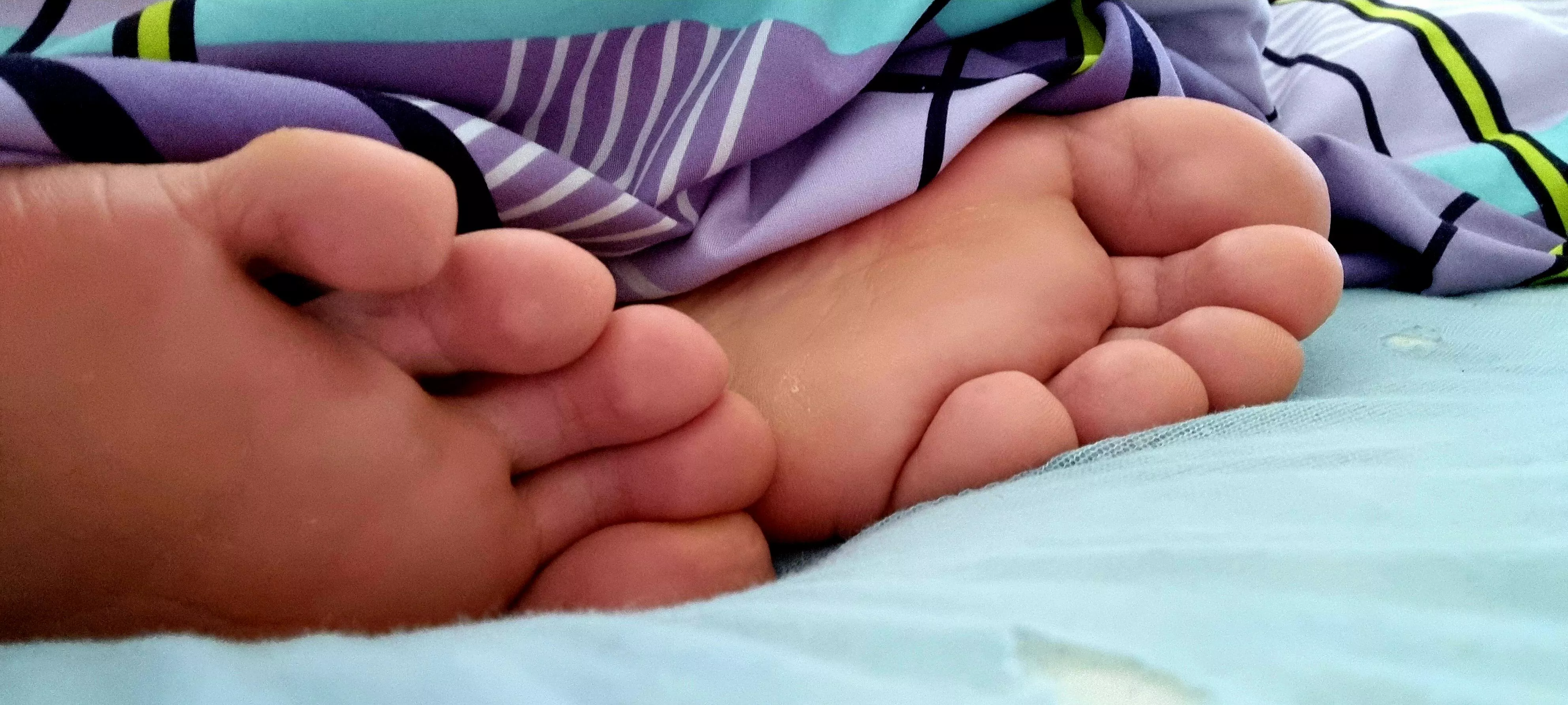 POV: You just woke up and these are the first thing you see just in front your face