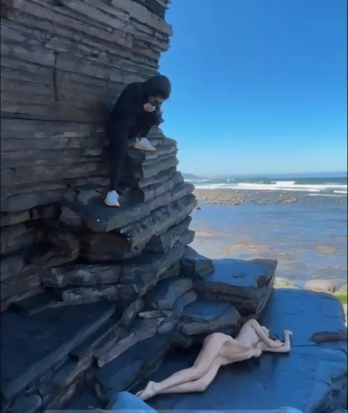 Ribcage on point during recent photoshoot