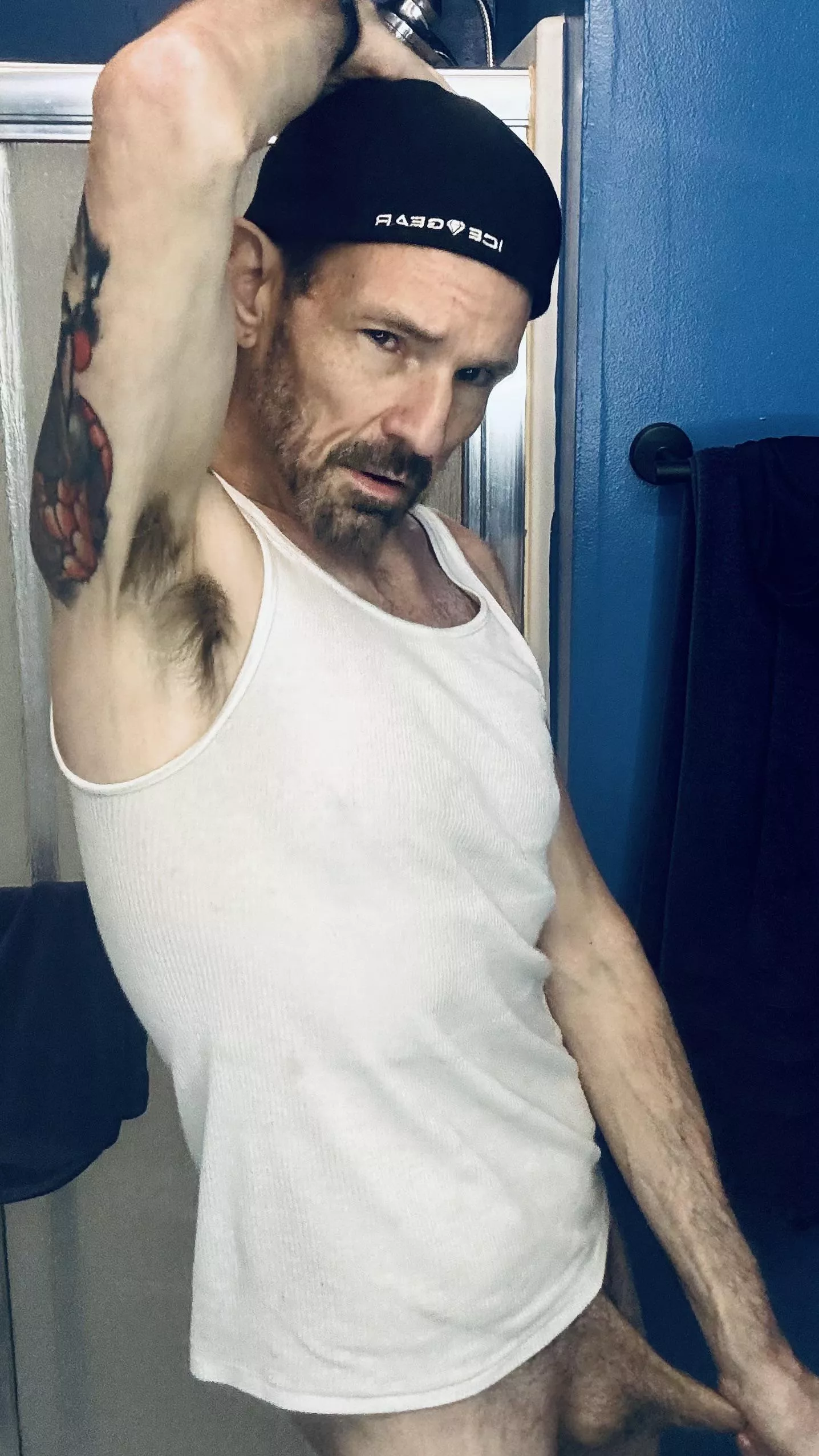 Rock out with you cock out…and in the clouds