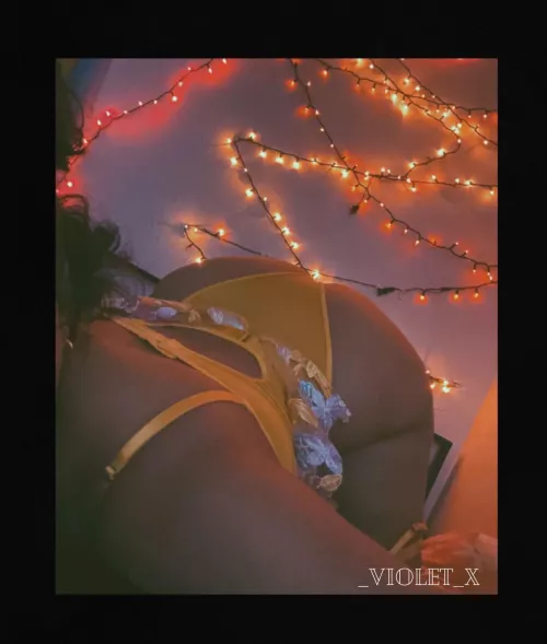 Selling all day!! DMs open for buyers🩷