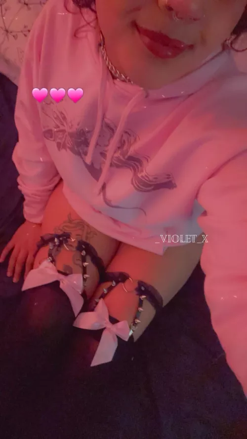 [selling] [verified] any purchase over $20 today gets a free 💦 video 👀, DMS open for buyers😘