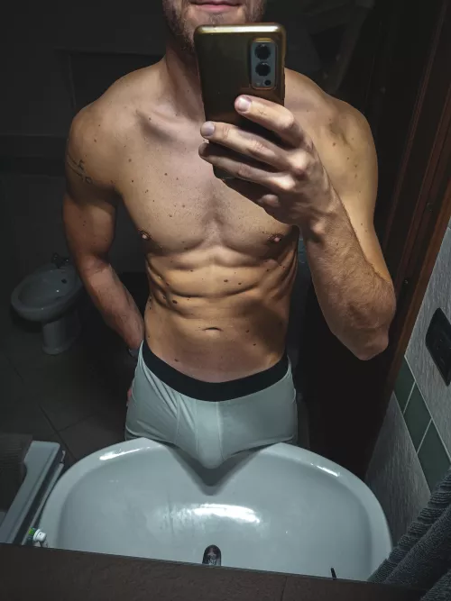 Showing yourself to your favorite professor should become a reality [30]