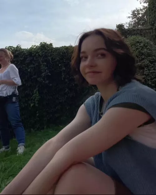 Someone to send me cum tribute and jerk off??