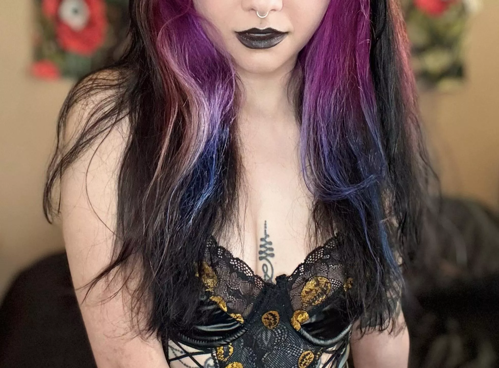 Spooky Halloween lingerie 