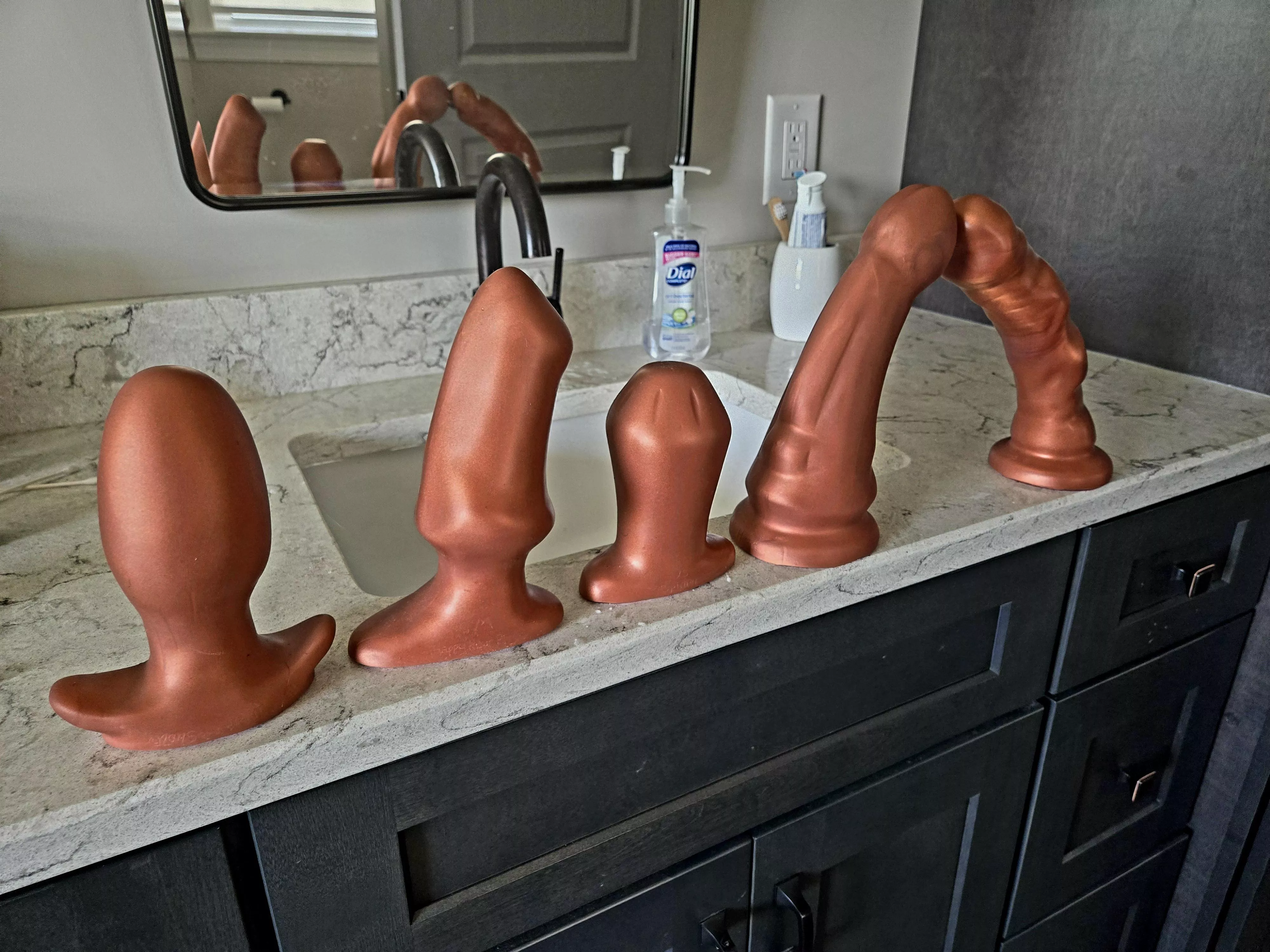 Squarepeg Collection 