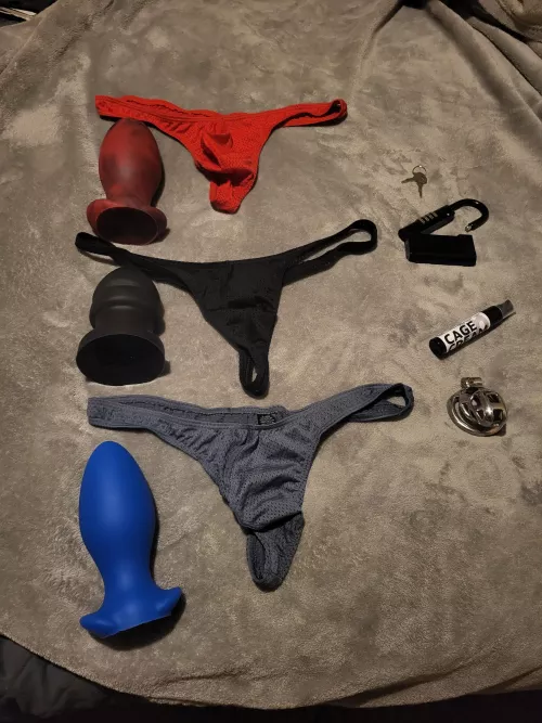 The Post 100 was chosen for tonight's service attire 🤔 