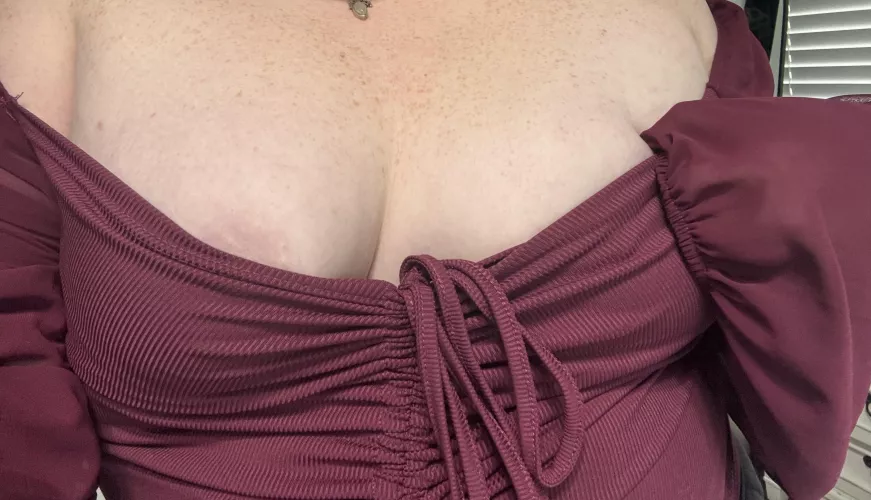 This bodysuit doesn’t want to stay up 