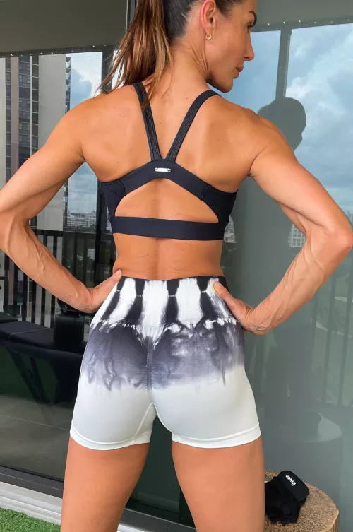 This mommy needs a gym partner (oc)