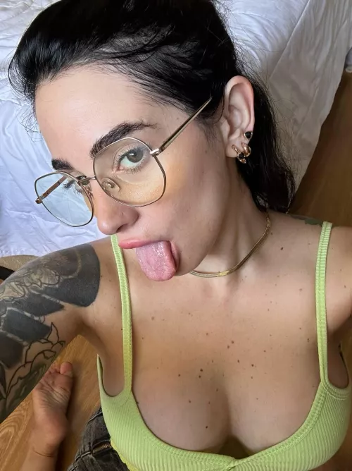 Today I woke up sexy and daring