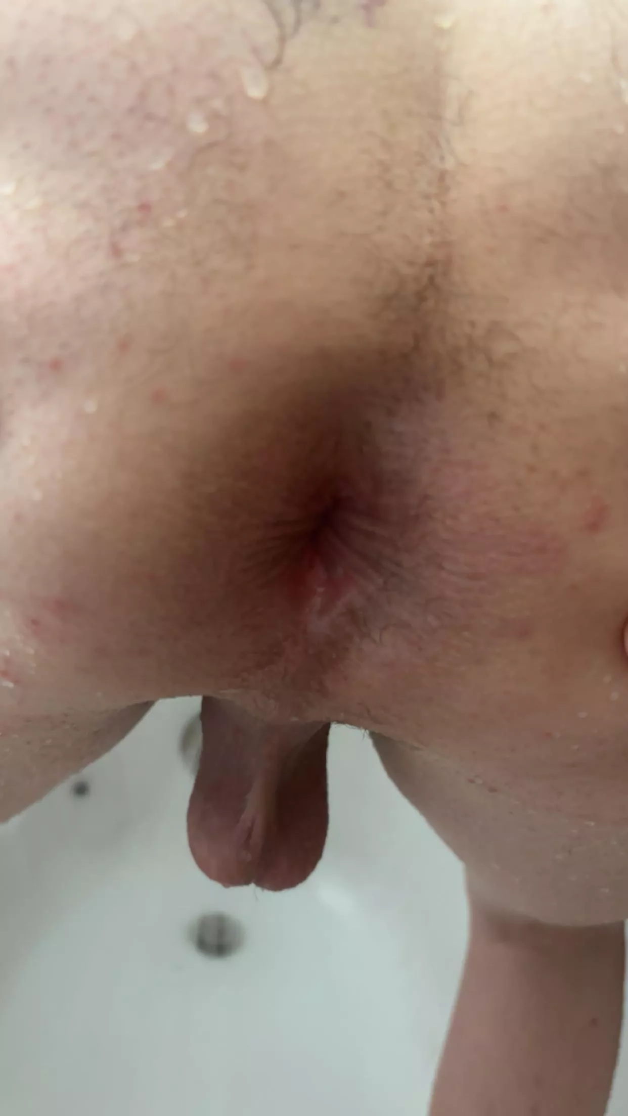 Took some pictures in the shower! Enjoy!