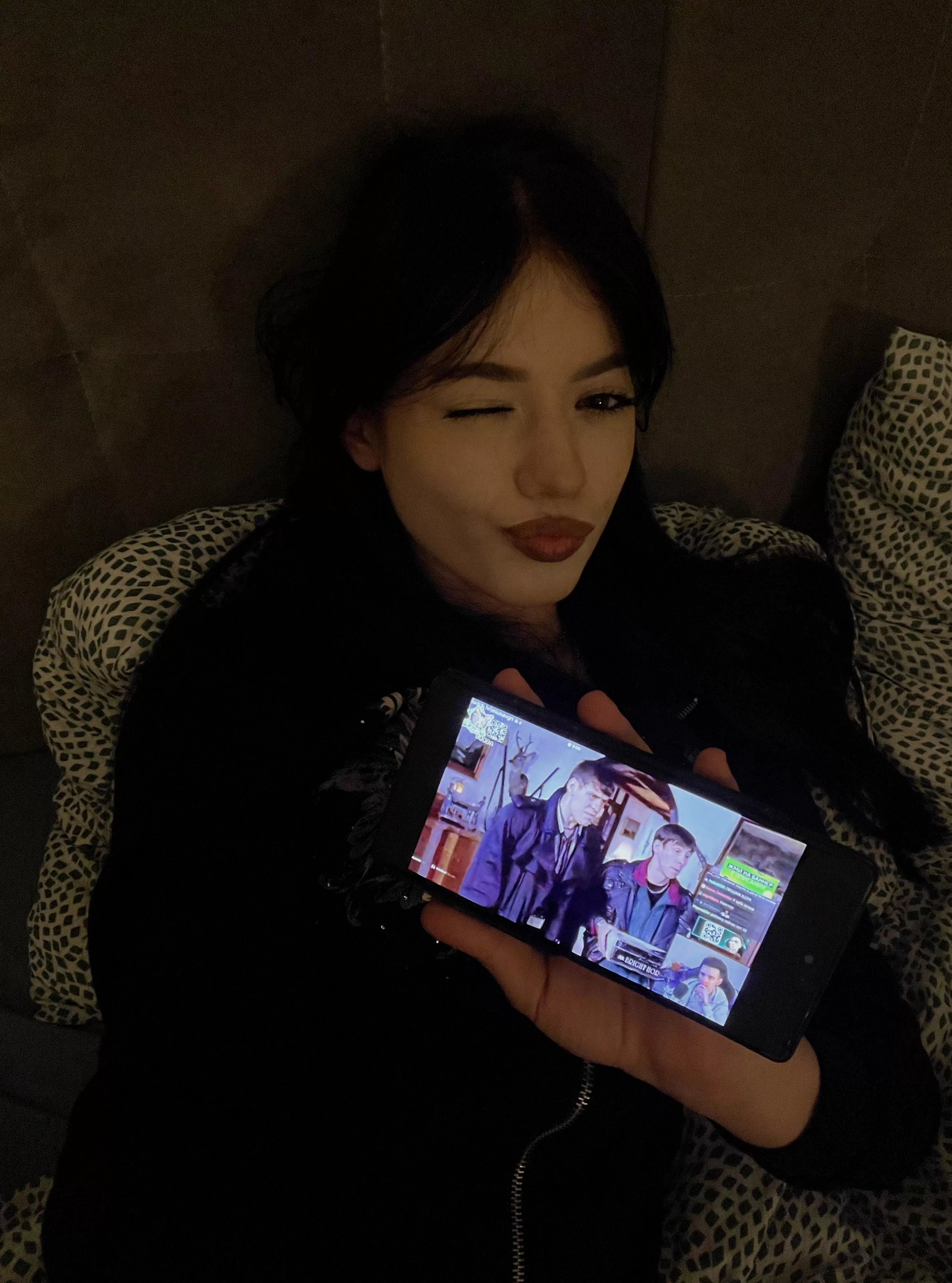 Want to explore the boundaries of pleasure and playfulness by my side? 🌌