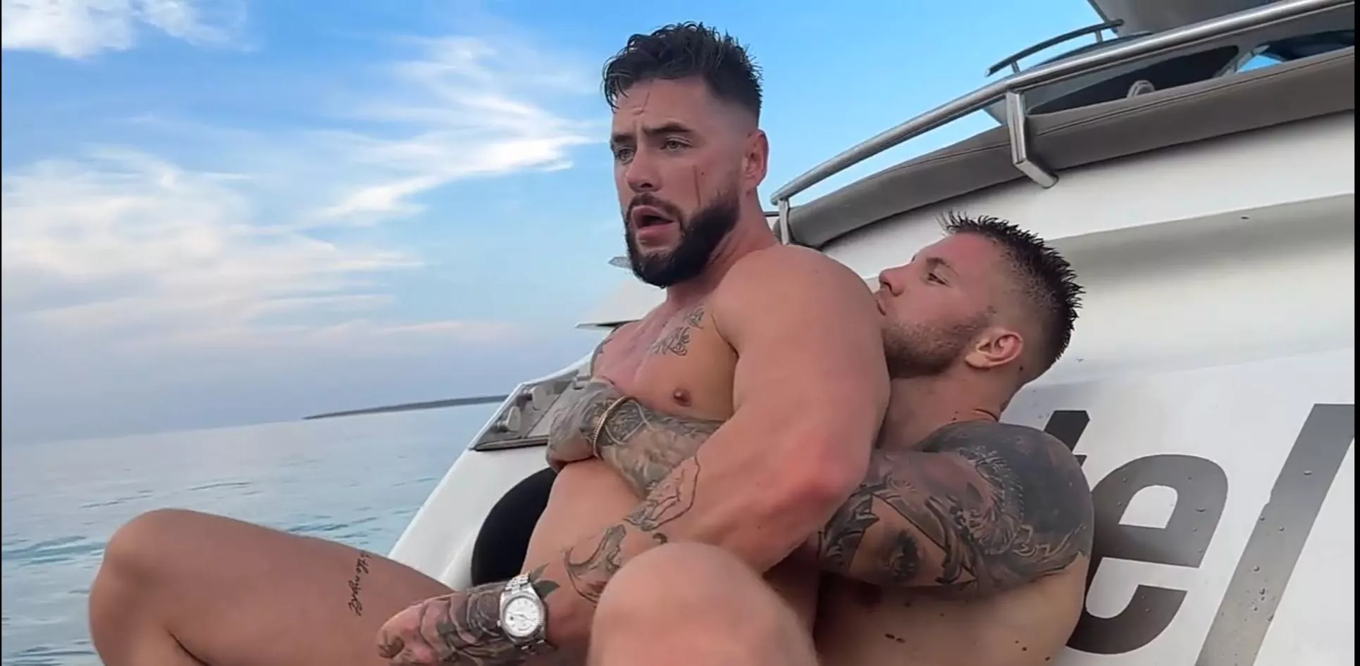 Wanted to recreate the Titanic iconic scene with my friend, but now I am afraid 😬🌊.