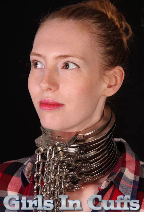 We could have added other neck cuffs but we thought it was already enough - Girlsincuffs