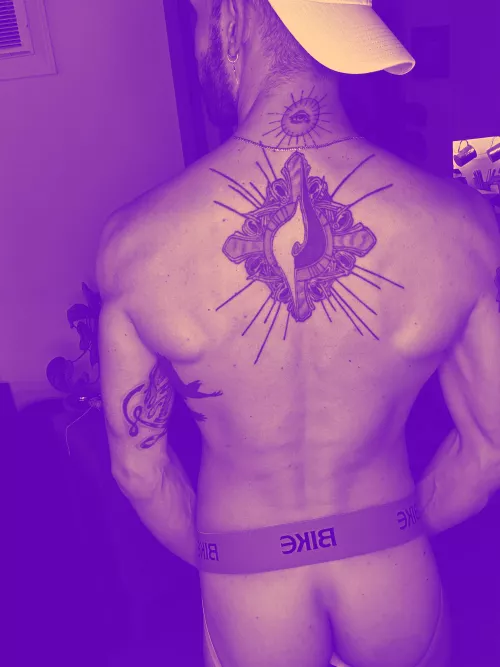 What’s your favorite part about this pic ? 💙