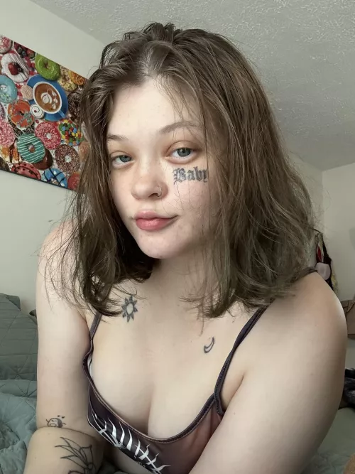 Who doesn’t love face tattoos 