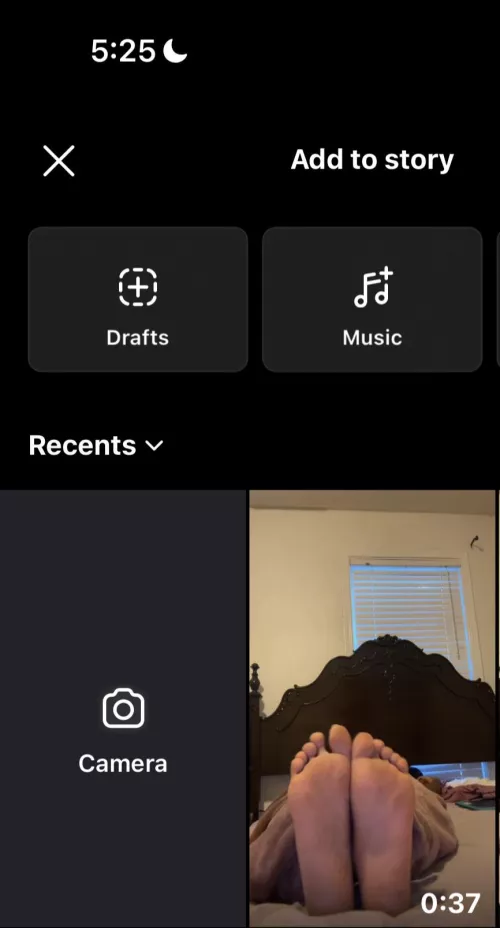 who wants this foot video 🙄