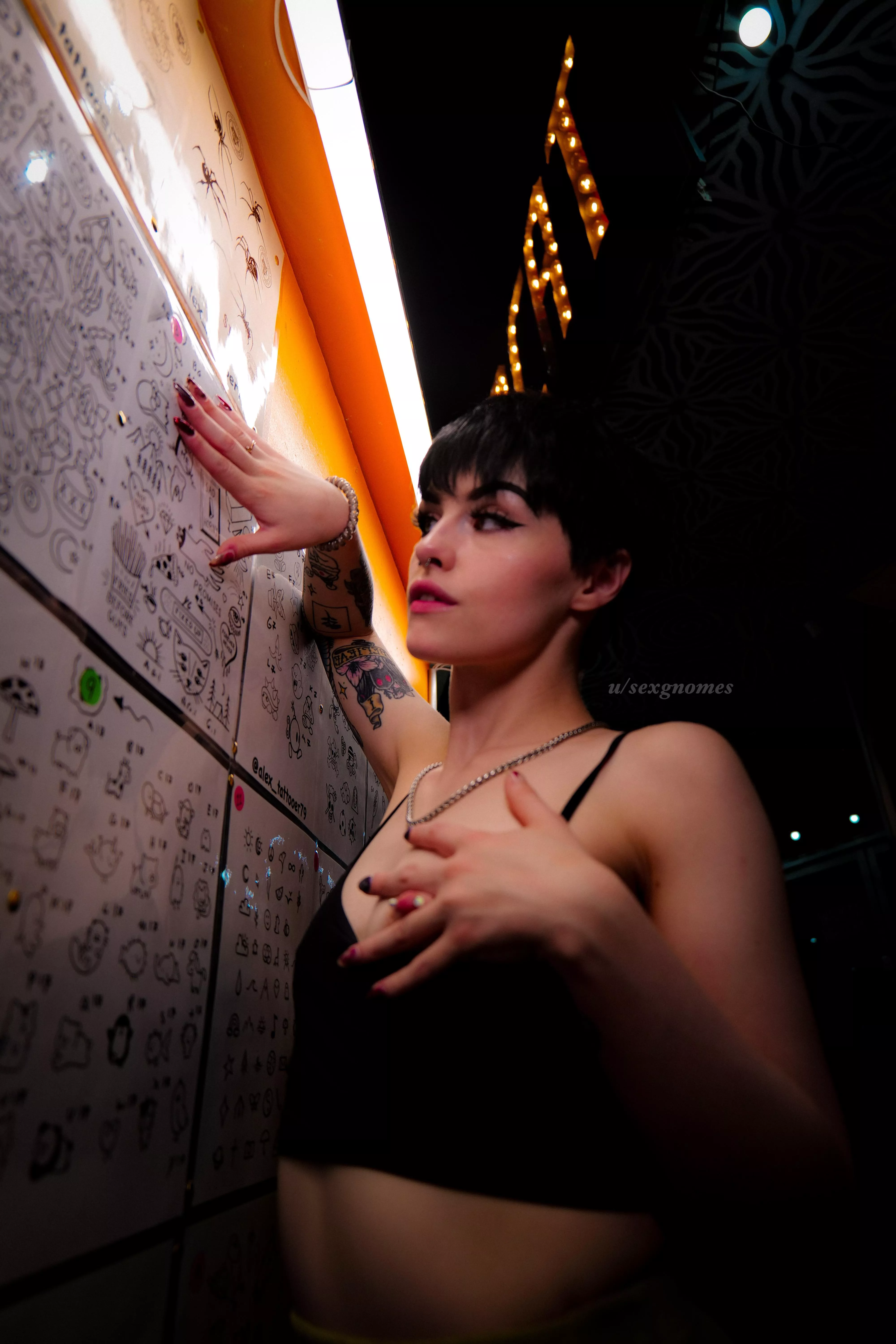 window shopping tattoo flash 💦