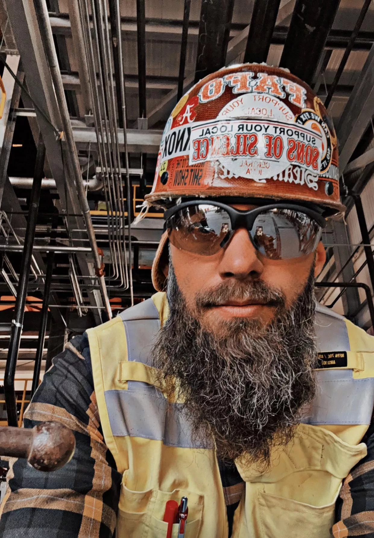 Working/staying in Mitchell. DM if you want to chat and help me get through the day 🤘