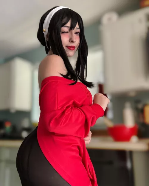 Yor Forger cosplay by me (capeofwonders)