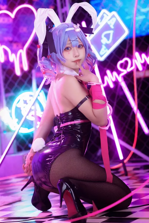 @yukaaaaa0 Hatsune Miku Vocaloid Rabbithole Sexy Miku Cosplay