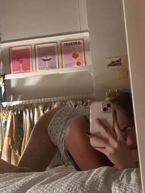 18F, in Dallas this Tuesday. any hung daddies down to give me a fat creampie? I'm clean and on birth control