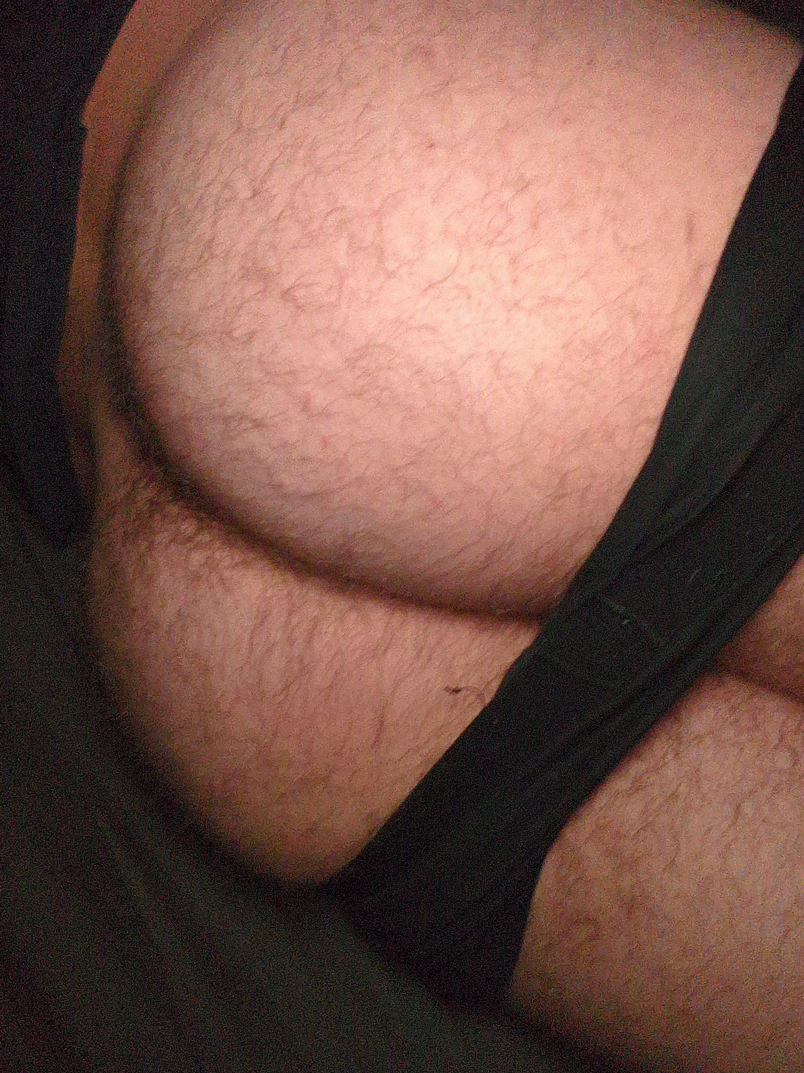 [18]Older men are my love 