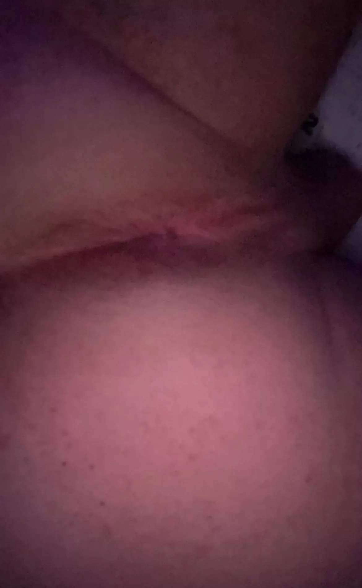 19 Vincennes looking to get fucked and possibly give head 