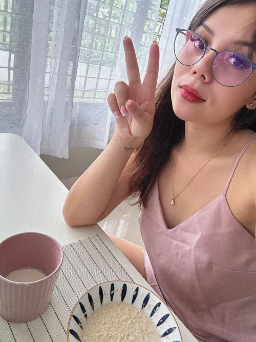 19F just having my morning coffee and ready to spice things up tonight, whos game for a little fun