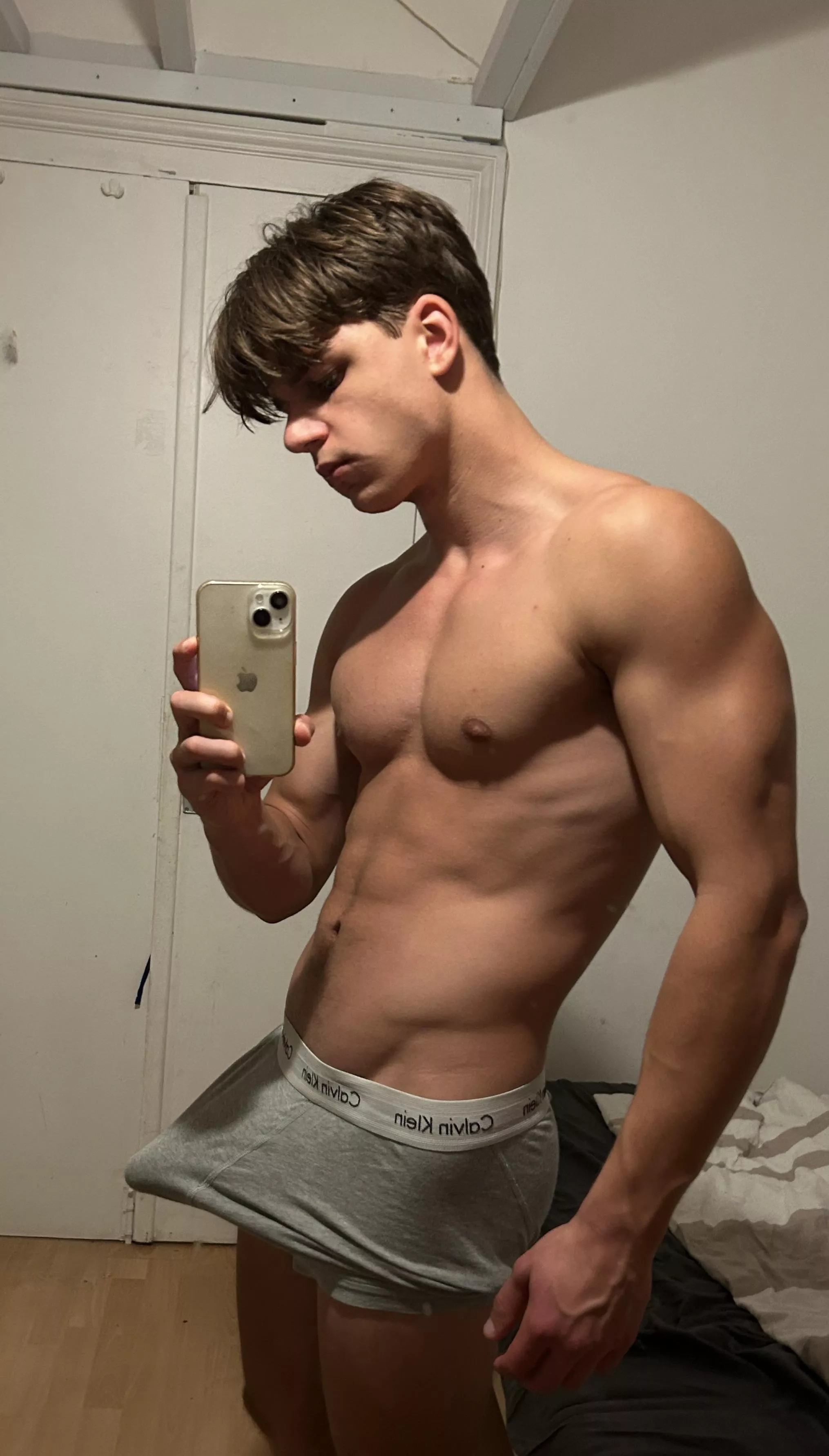 (20)Wanna sniff my used undies?