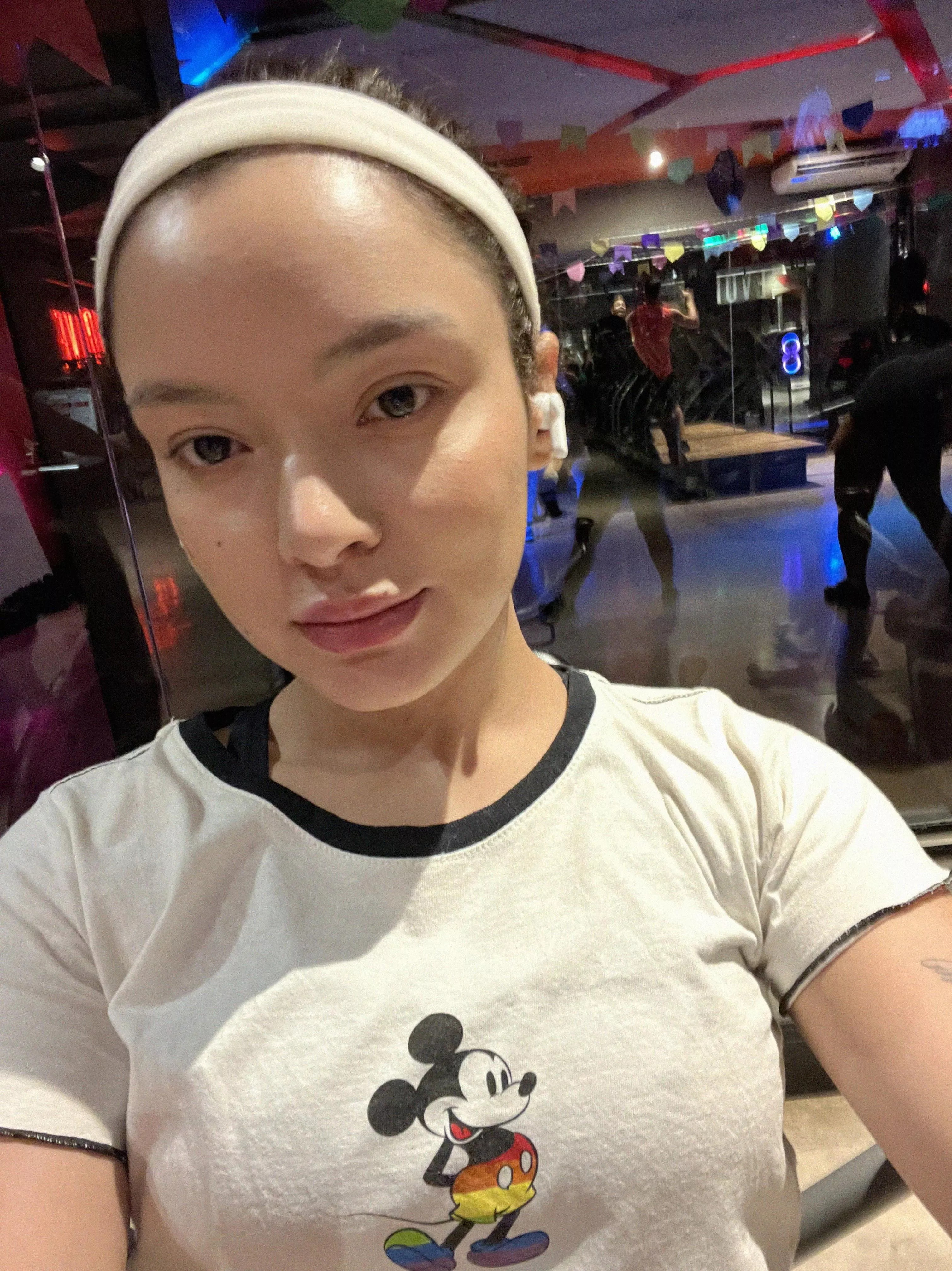 21[F4M] #dtown need a spotter who knows how to make things... hot