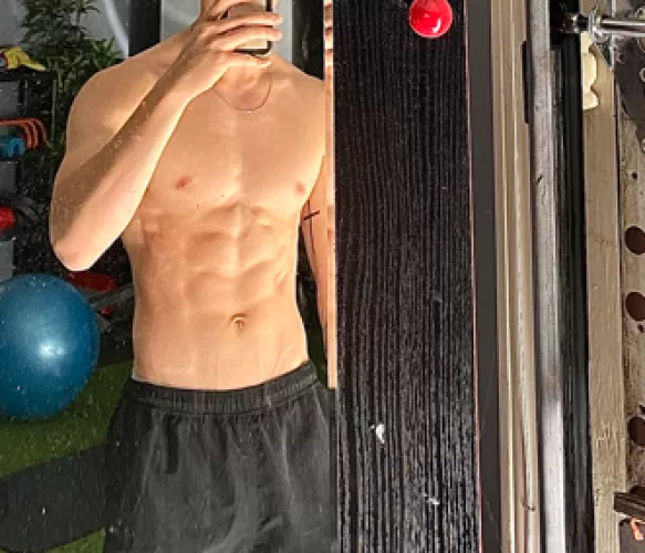 25 [M4A] looking for sensual massage 