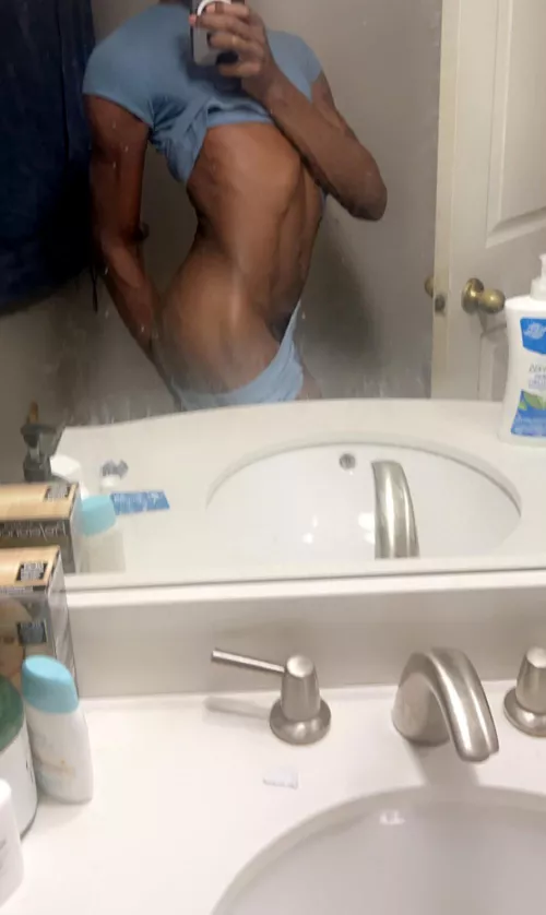 25 (M4m) blk skinny bttm oral-sub any TOP looking for some fun over the weekend I could host