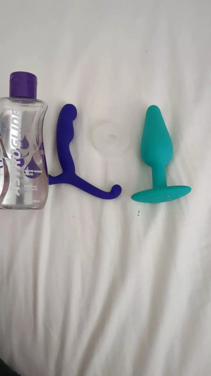 25m kinky sub boy Discord: nord420