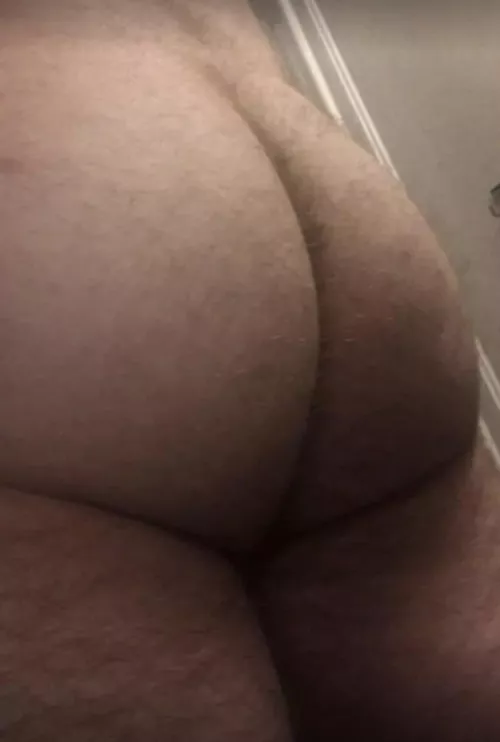 25M submissive looking for kinky fun